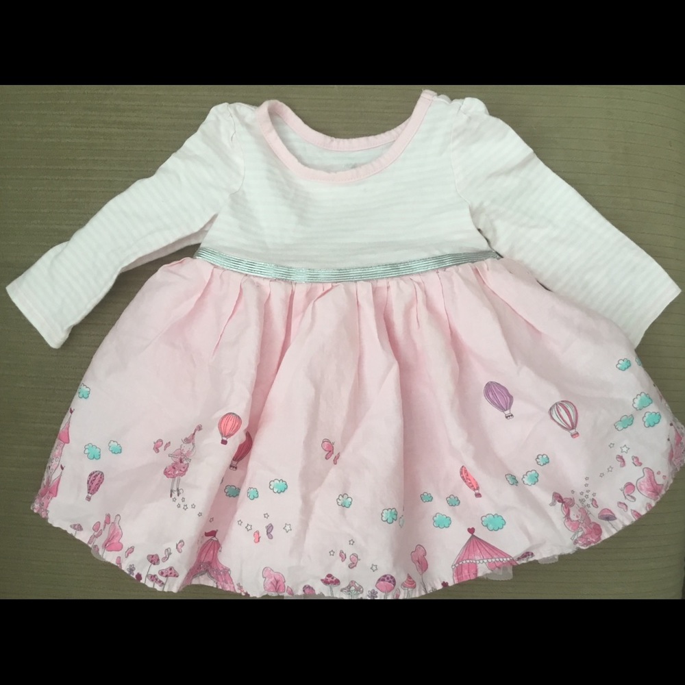Sweet pink fairy dress with puffy skirt!